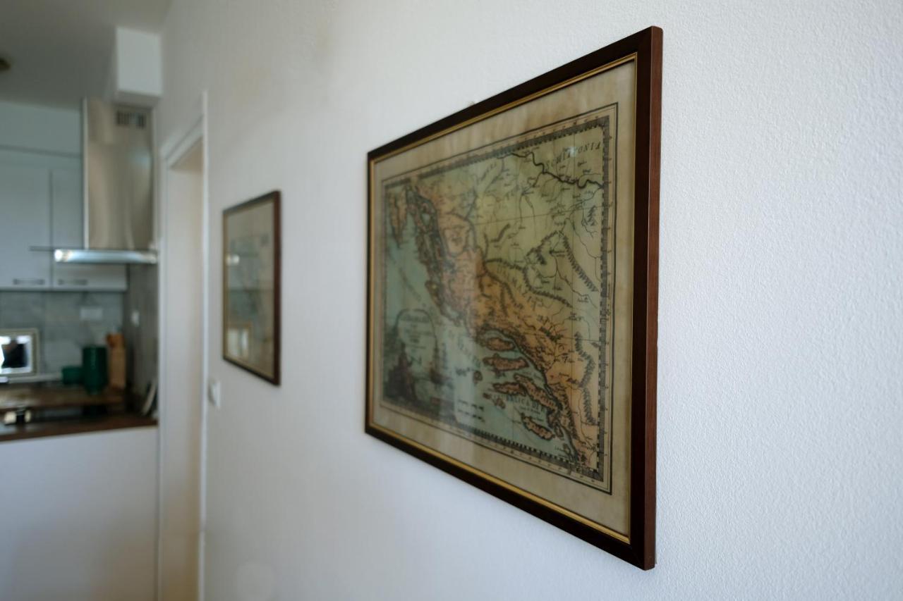 Seaview Apartment Tribalj Buitenkant foto