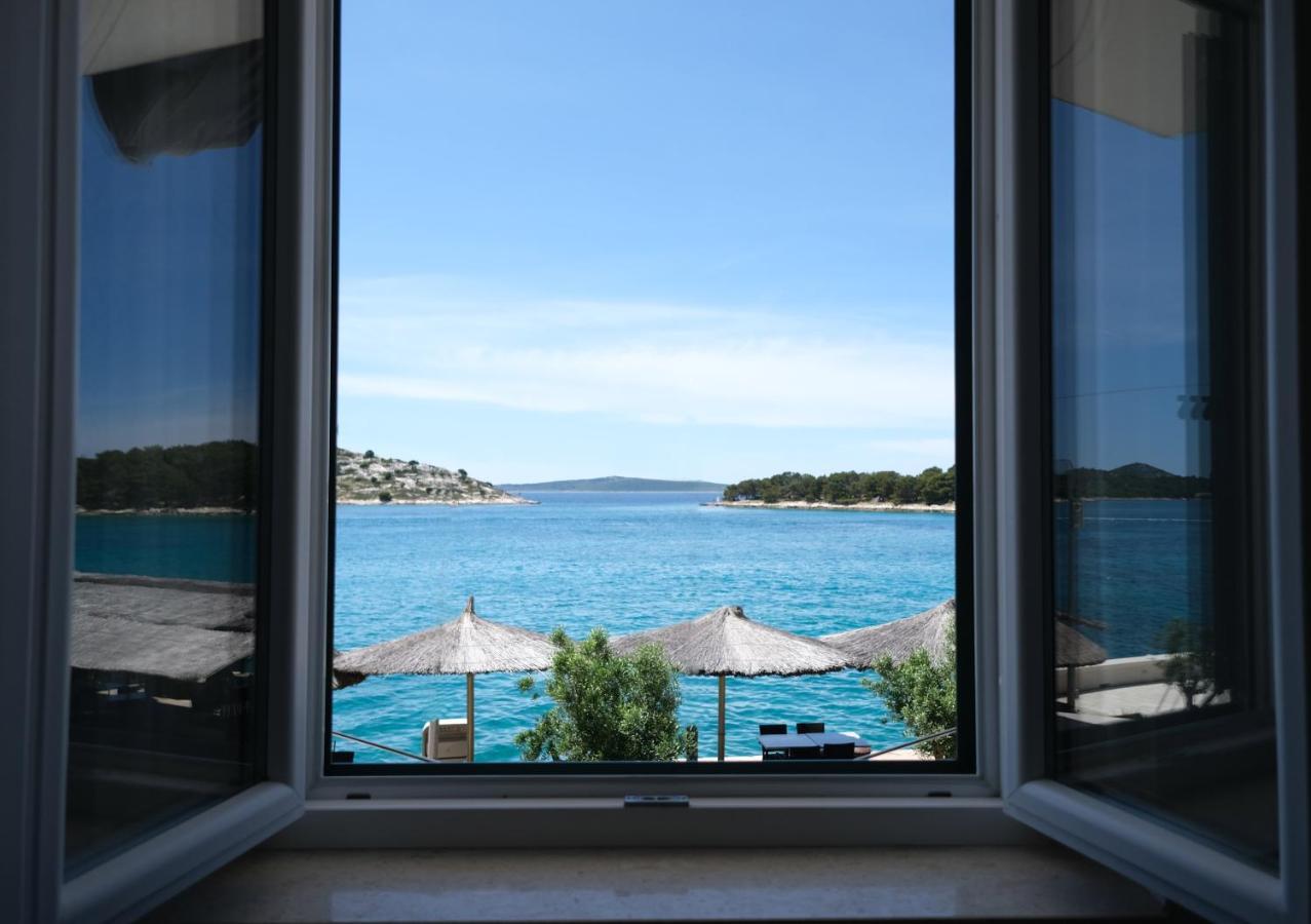 Seaview Apartment Tribalj Buitenkant foto